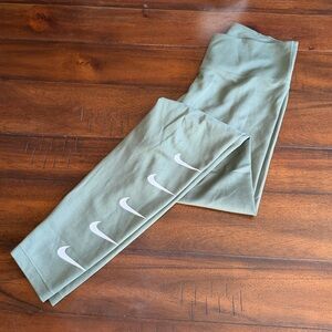 🖤 Nike Dri-Fit Leggings – Women’s Small – Olive Green Swoosh Athletic Leggings